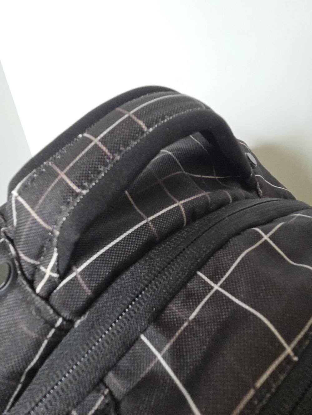 OGIO Bullion Black Grid Pattern Backpack - Picture 9 of 12